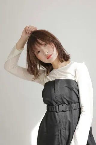 ミディアム カラー 似合わせ アヤナのヘアスタイル