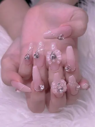 ネイル エムズ ハヤシのネイルデザイン