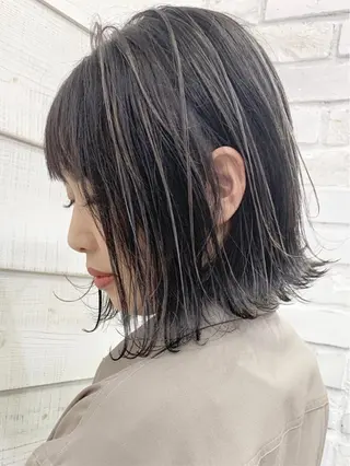 ミディアム カラー ブリーチダブルカラー 【koide】のヘアスタイル