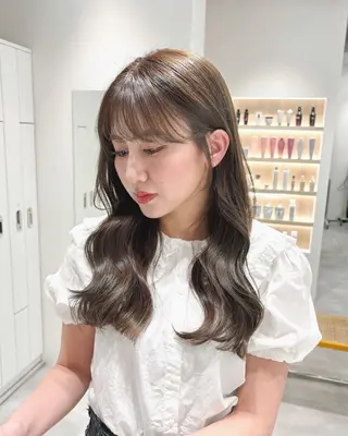 ロング カラー Unami 表参道所属・ばんちなつ / ボブ/透明感カラーのヘアスタイル