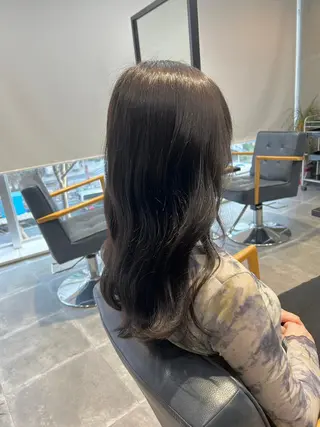 ミディアム カラー パーマ ヘアアレンジ ヘアケア特化型サロン newi 梅田のヘアスタイル