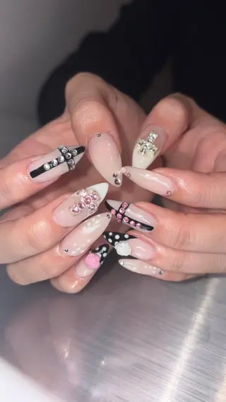 ネイル 👽個性派ネイル🎀 komachiのマツエク・マツパデザイン