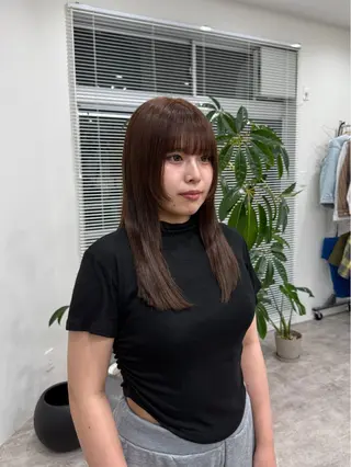 セミロング カラー era所属・azumi/ボブ/暖 色/オリーブ/縮毛のヘアスタイル