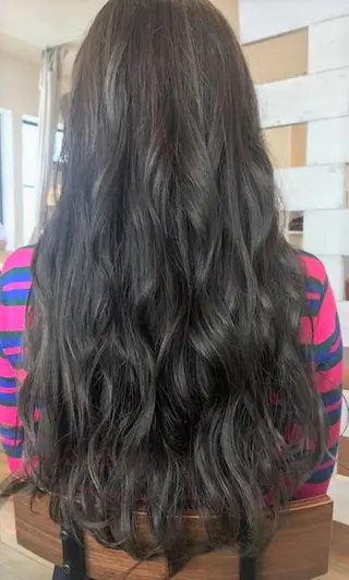 ロング chill out 塚口本町店のヘアスタイル
