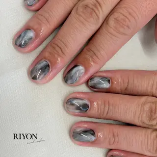 ネイル RIYON staffのネイルデザイン