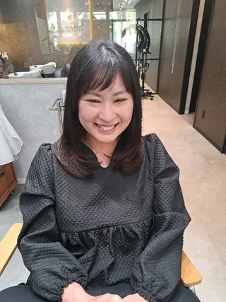 セミロング 関口 知佳のヘアスタイル