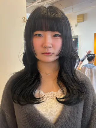 セミロング カラー RIN／韓国ヘア レイヤーカットのヘアスタイル