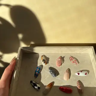 ネイル Nail salon ヴェロニカ　あまねのネイルデザイン