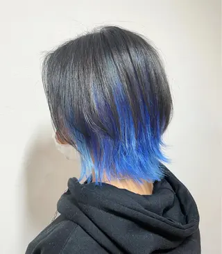 ショート カラー ヘアアレンジ 🧶ブリーチカラー TERU🧶のヘアスタイル