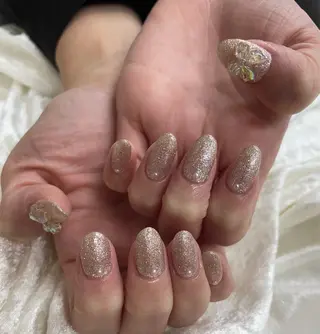 ネイル yuri 🌿のマツエク・マツパデザイン