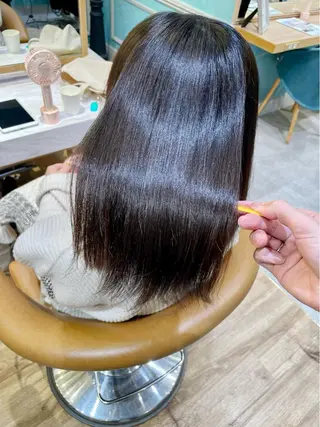 ミディアム カラー 縮毛矯正　髪質改善 韓国風レイヤー　吉田のヘアスタイル