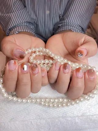 ミディアム ネイル 長さ出し専門 nynaのネイルデザイン