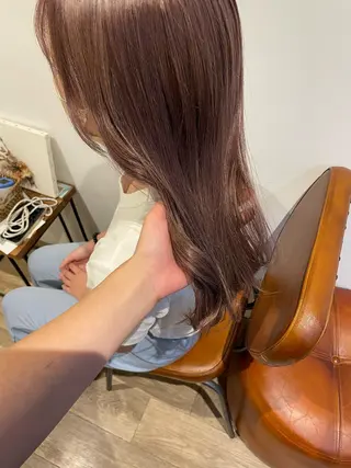 ミディアム カラー パーマ ヘアアレンジ メンズ キッズ ネイル マツエク・マツパ アイブロウ Megu/ベージュ/ 透明感カラーのヘアスタイル