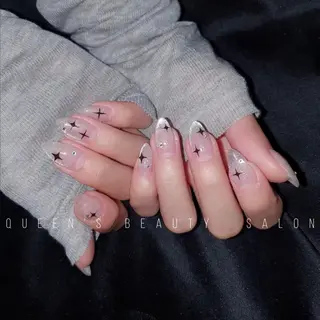 ネイル Queens みなみのネイルデザイン