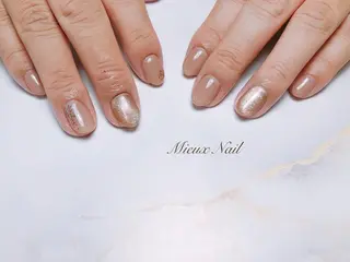 ネイル 市川 麻衣子のネイルデザイン