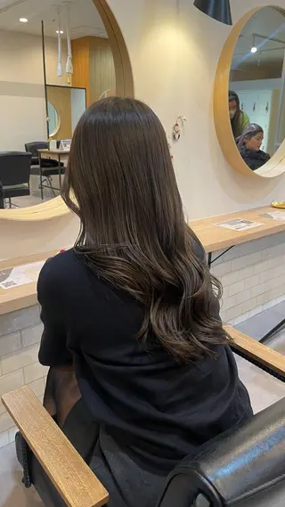 ロング Neale. ナナカのヘアスタイル