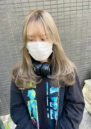 ロング カラー パーマ ヘアアレンジ メンズ 髪と音処　マトぺ所属・デザインカラー/ボブ ブリーチカラー/ユリのヘアスタイル