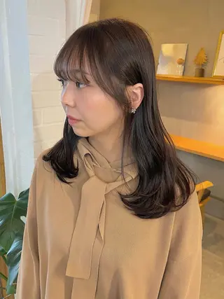 セミロング カラー 伊藤ゆかり/髪質改善 /透明感カラーのヘアスタイル