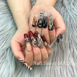 ネイル MADIA所属・MADIA SHIANのネイルデザイン