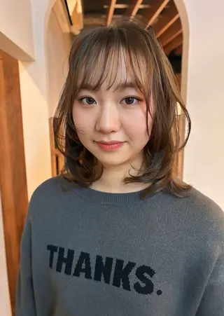 ミディアム カラー loty hair design所属・SEIRA🤍 レイヤーカットのヘアスタイル