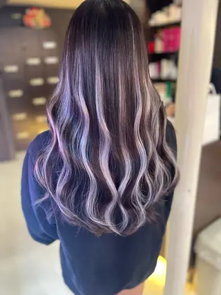 ロング 山口 万綾のヘアスタイル