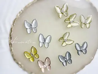 ネイル GRANDE大須 栄/店長 aki🌙のネイルデザイン