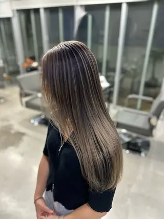 ロング カラー ヘアアレンジ VIM hairおもろまち店のヘアスタイル