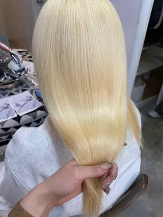 ロング AMRITA omotesando所属・艶ｶﾗｰ･:*個性派 ﾈｲﾙ🦋mire-のネイルデザイン