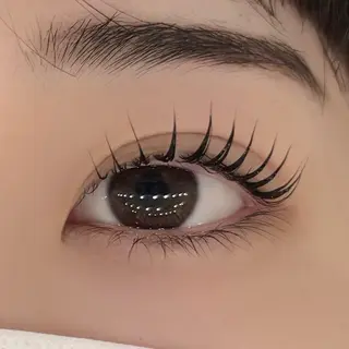 マツエク・マツパ Maison Simba所属・田中 まりなのマツエク・マツパデザイン