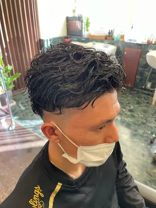 ショート パーマ メンズ peakshair所属・堀江/メンズパーマ 𝒀𝑼𝑻𝑶のヘアスタイル