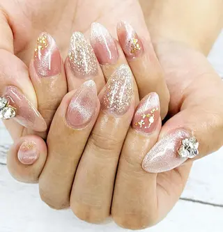 ミディアム ネイル リラネイル Aikenのネイルデザイン