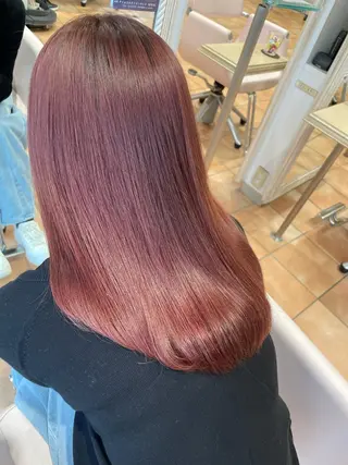 セミロング カラー めぞんどぼーて少路所属・めぞんどぼーて REINAのヘアスタイル