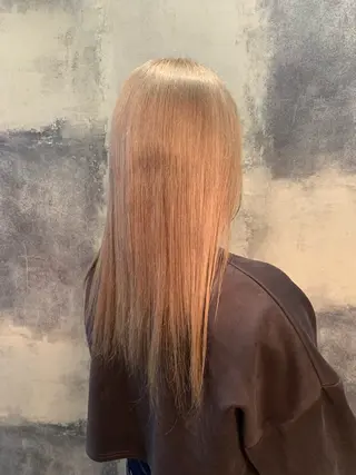 セミロング LOARK HAIR 市川笑瑠のヘアスタイル