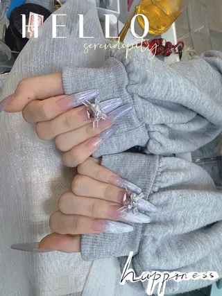 ネイル D‘OPALEサロン所属・さイ どうのネイルデザイン