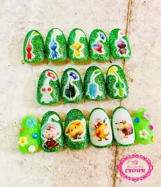 ネイル CROWN プライベートサロンのネイルデザイン