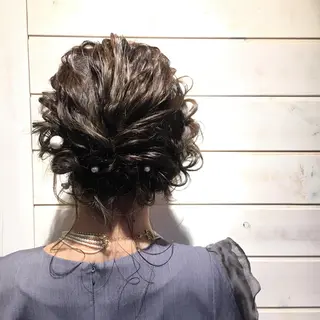 ミディアム ヘアアレンジ 野崎 ひかりのヘアスタイル