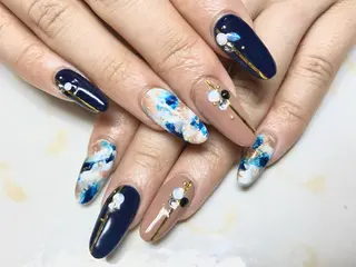 ネイル 五十嵐 美智のネイルデザイン