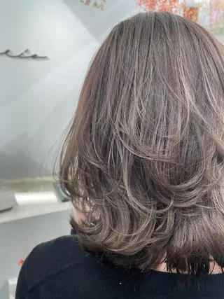 ショート miyu ハイトーン/レイヤーのヘアスタイル