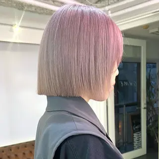 ショート カラー 🧨ブリーチー×ボブ レイヤー💎じゅえるのヘアスタイル