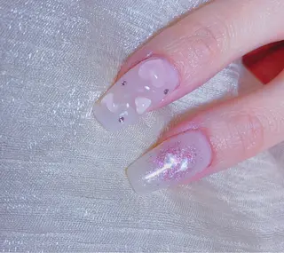 ネイル ネイルサロンエクラ 🫧Shizukaのネイルデザイン