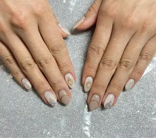 ネイル VIERU 🌈🎀💖のネイルデザイン