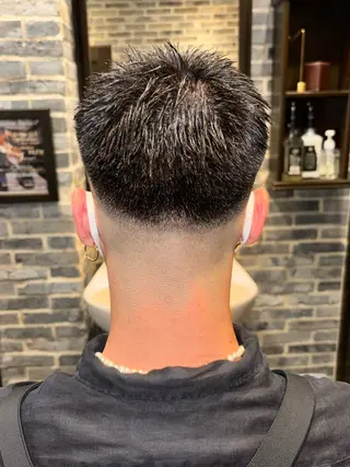 ショート メンズ millionbucks barbershop 上野店所属・【無料/特殊ヘア/ 上野/バーバー】東山のヘアスタイル