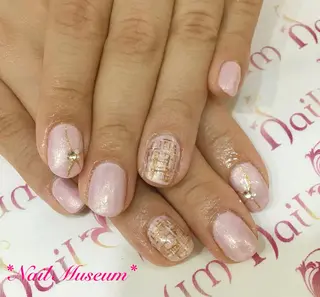 ネイル マグネットネイル💛 Hayakawaのネイルデザイン