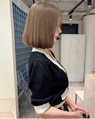 セミロング LINDO TOKYO UMEDA所属・梅田無料カットモデル りんくのヘアスタイル