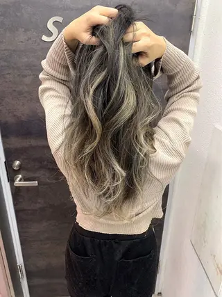 セミロング 韓国/レイヤー 🪞SHE池袋🪞のヘアスタイル