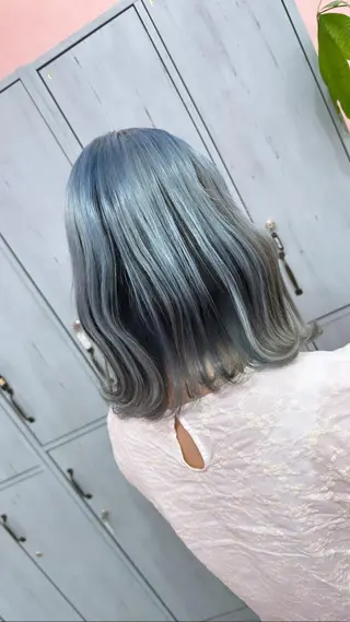 ミディアム カラー ブリーチ人気No.1 MANATO🎨🌈のヘアスタイル