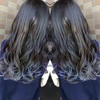 セミロング StellA所属・アートディレクター ワダヒサノリのヘアスタイル