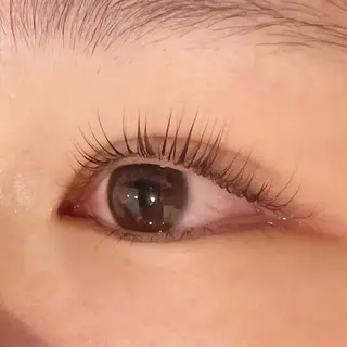 マツエク・マツパ unolash 京橋店所属・unolash (ウノラッシュ)魚下のマツエク・マツパデザイン