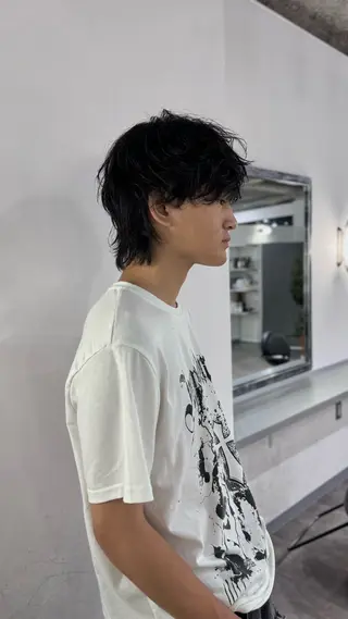 メンズ HOLLY 髙橋ユウキのヘアスタイル