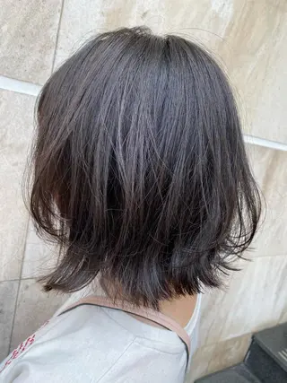 ショート カラー ブリーチなし✨艶髪 カラー𓃲YAGIのヘアスタイル